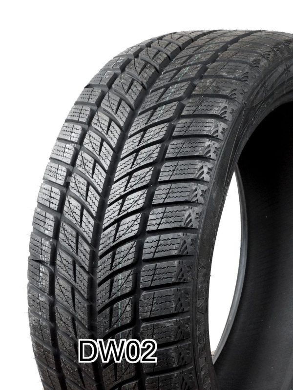 255/45R20 DOUBLE STAR DW02 105T ziemas riepa DOT2024
